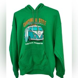 Camping in Style Long Beach Washington VW Volkswagen Bus Men’s L Hoodie